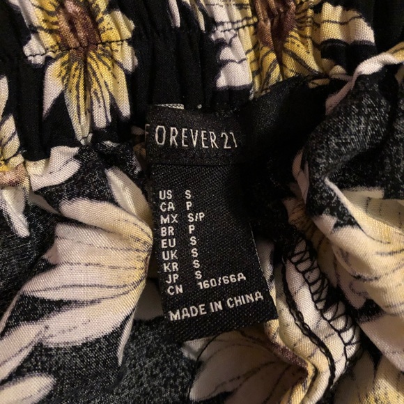 Patterned shorts - Picture 3 of 3